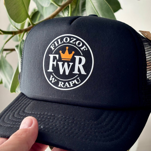 Potisk kšiltovek pro Filozof w rapu – reklamní textil a merch influencera